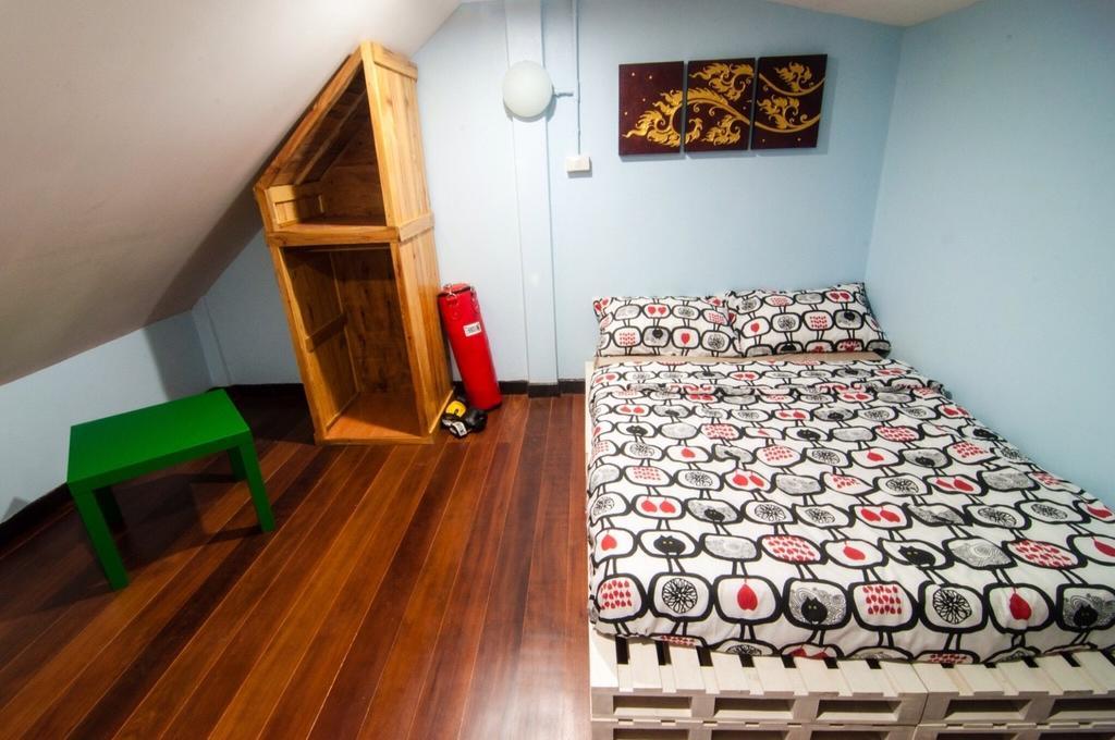 Eat-Ting Hostel Bang Sao Thong ภายนอก รูปภาพ